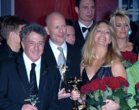 Dustin Hoffman, Bruce Willis and Goldie Hawn